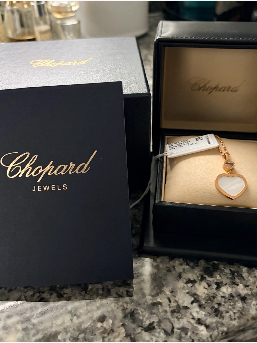 Chopard Rose Gold Heart Pendant with Mother-of-Pearl - Picture 5 of 7